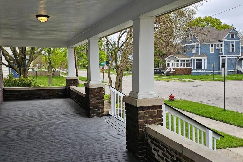 Terrace House Apartment Muskegon Exterior photo
